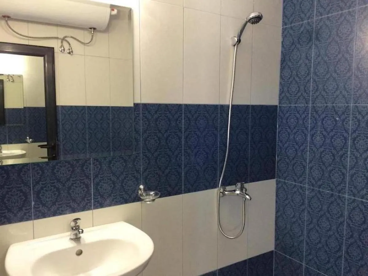 Flower Street Provides Accommodations With Free Wifi, Air Conditioning Солнечный берег 0*,